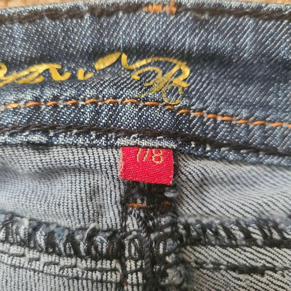 Classic Blue Women's Jeans - Picture 5 of 7